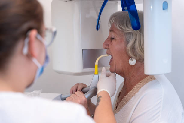 Best Walk-In Emergency Dentist in Liberty City, TX