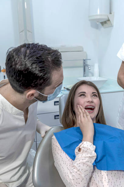 Best Walk-In Emergency Dentist in Liberty City, TX